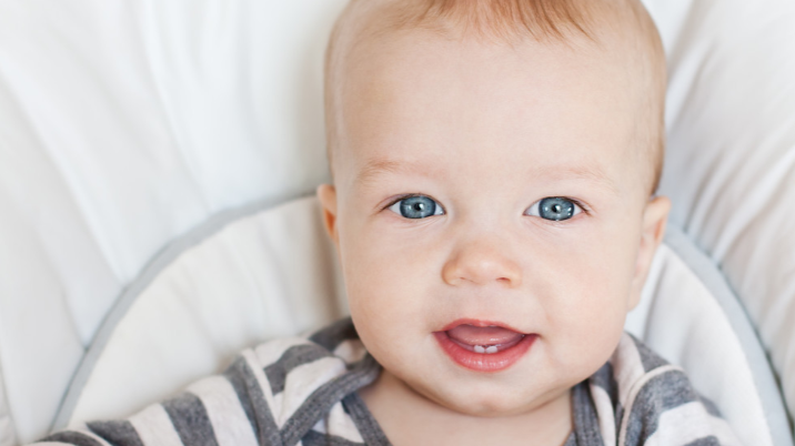 孩子满月妈妈怎么发朋友圈 孩子满月妈妈朋友圈怎么发