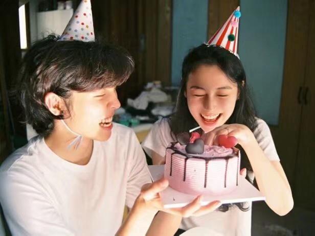 很甜的爱情短句 简短情话萌到炸