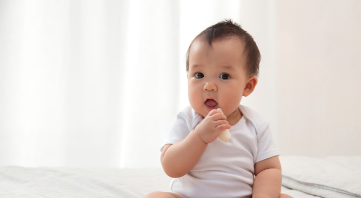 宝宝出生喝什么牌子奶粉好 适合刚出生宝宝喝的奶粉