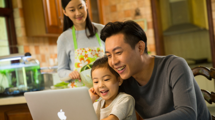 孩子考一名发朋友圈 孩子考得好怎么发朋友圈