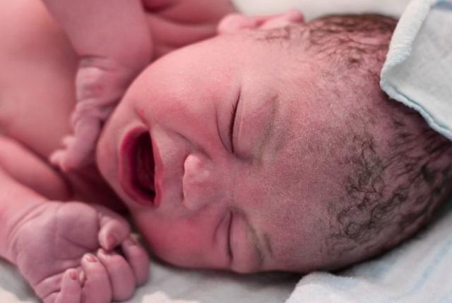 宝宝积食发烧能自愈吗 小孩积食怎么快速消食