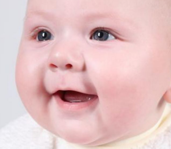 女儿满月发的说说 