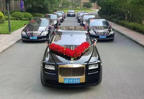 合肥婚车租一辆奔驰多少钱 