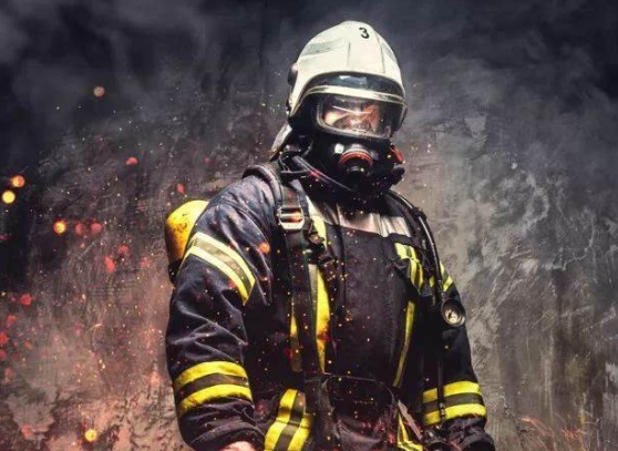 向救火英雄致敬的说说 向救火英雄致敬词