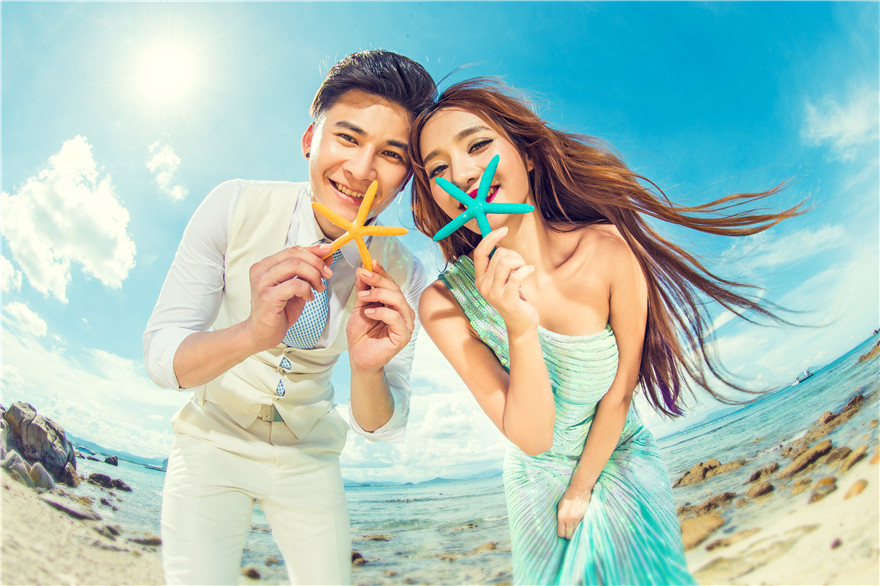 结婚喜庆的歌曲有哪些 婚礼适合唱的歌