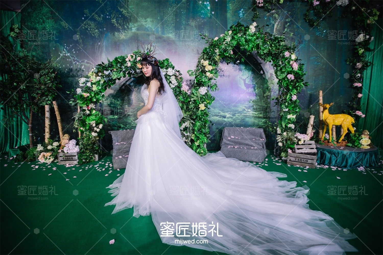 闺蜜出嫁朋友圈怎么发 闺蜜结婚发朋友圈祝福