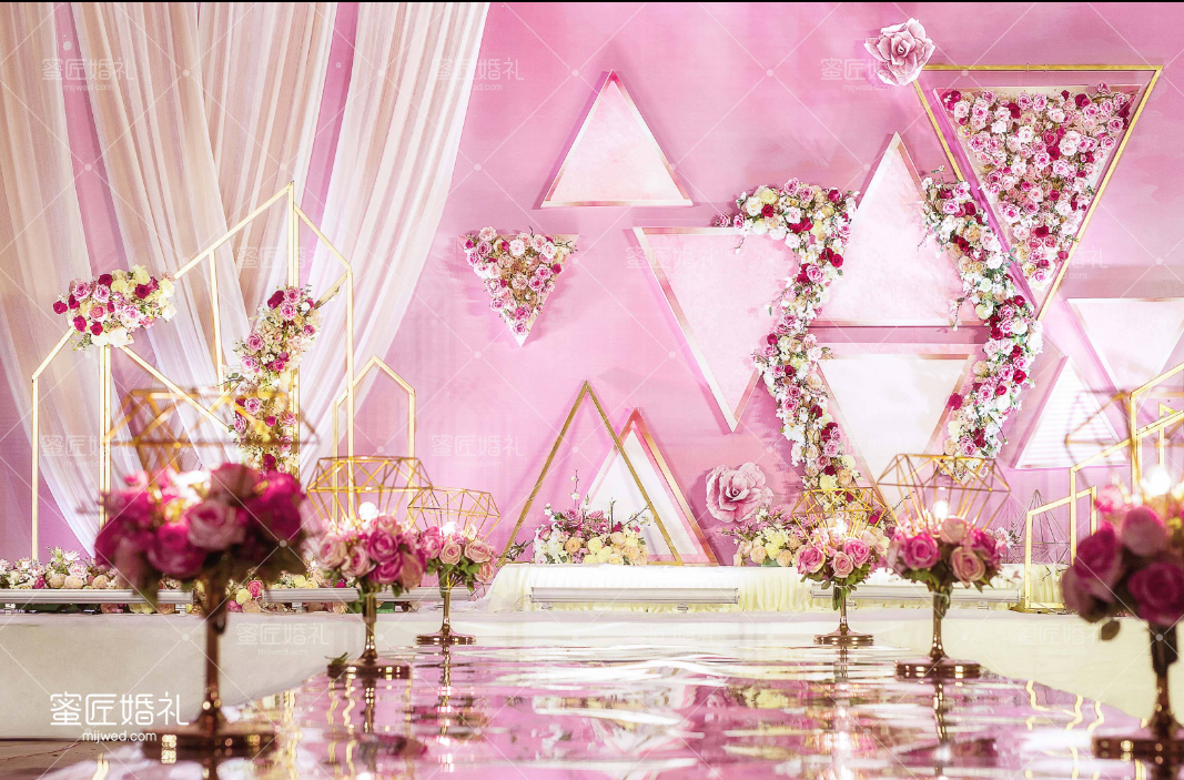 郑州粉色甜美婚礼主题策划