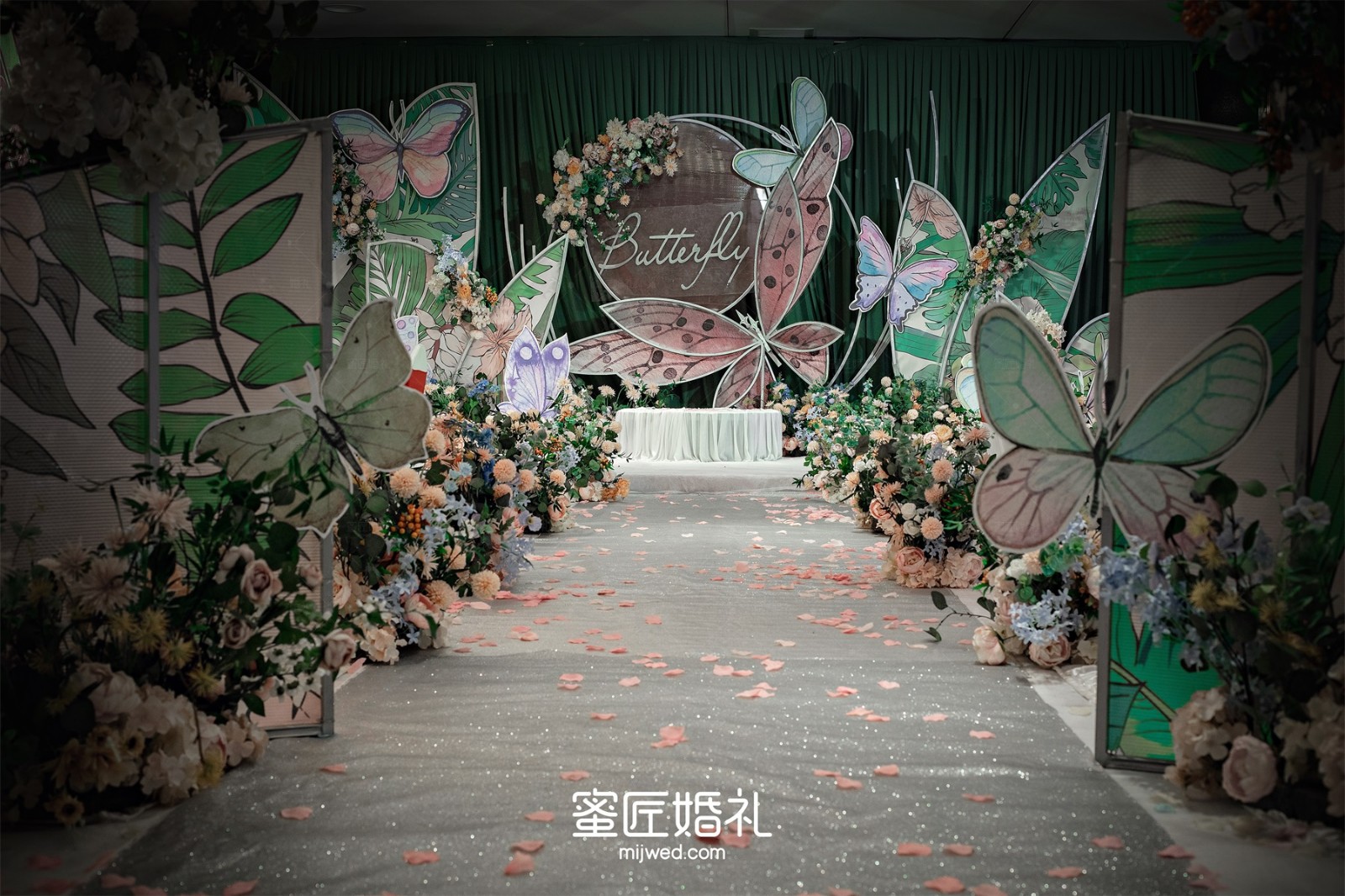 童话婚礼现场布置