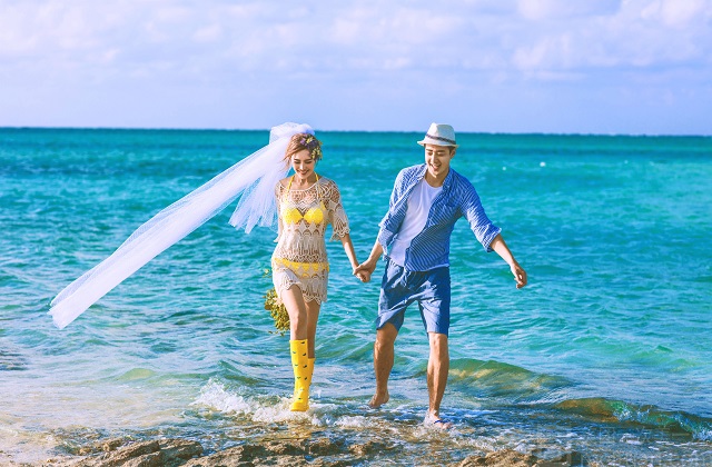 去海边拍婚纱照需要准备什么 去海边拍婚纱照需要多少钱