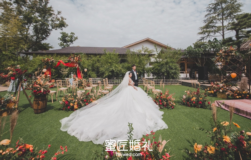 好看的婚礼现场布置效果图 