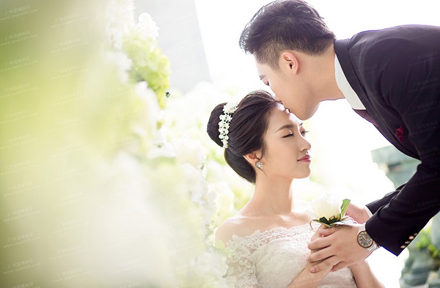 情侣照和婚纱照的区别是什么 婚纱照说说怎么写
