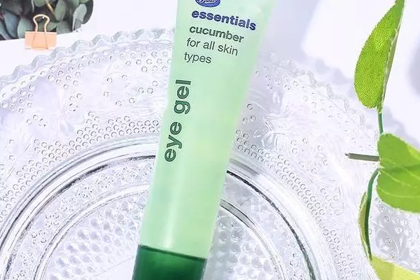 适合油性长痘的护肤品