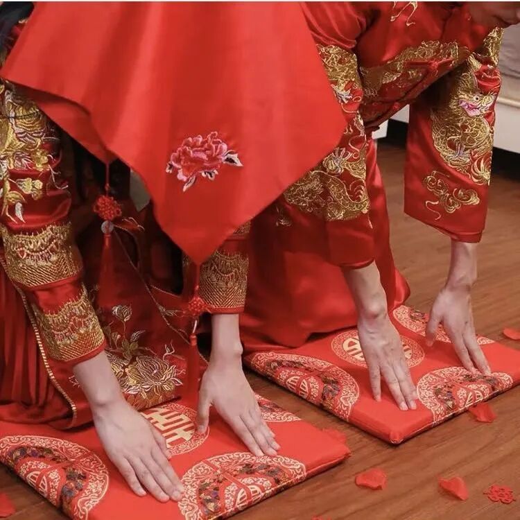 十年闺蜜结婚祝福语 创意版婚礼祝福语