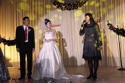婚礼介绍人精彩讲话 婚礼上介绍人简单讲话
