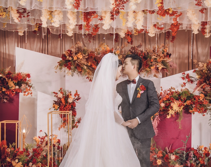 闹婚礼玩什么游戏 婚礼闹新郎小游戏