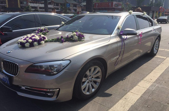 深圳主婚车租一天多少钱 深圳租婚车攻略