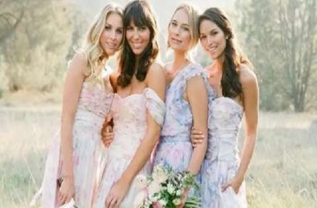 伴娘堵门一般先说什么 一个伴娘结婚怎么堵门