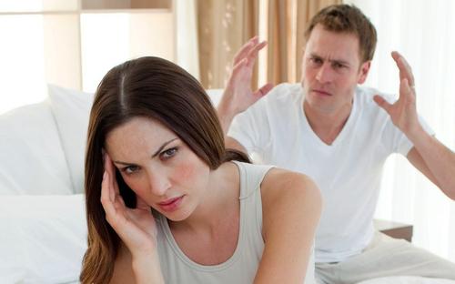 如何做到更加注重夫妻相处 如何调节夫妻感情