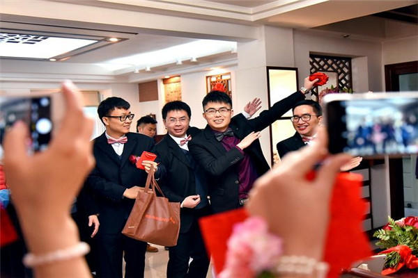 简单好玩的结婚接亲游戏 结婚好玩的接亲游戏