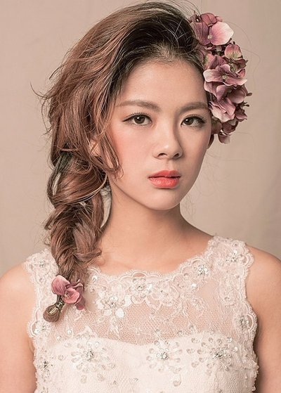 简单好看的新娘发型简单的韩式新娘发型