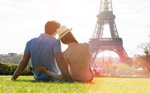 为什么选择秋天婚纱摄影 