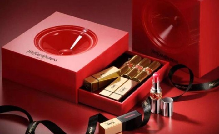 晒自己化妆品的说说