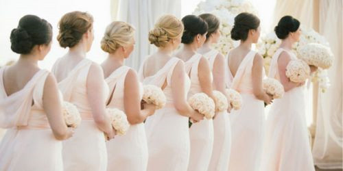 去参加婚礼穿什么衣服