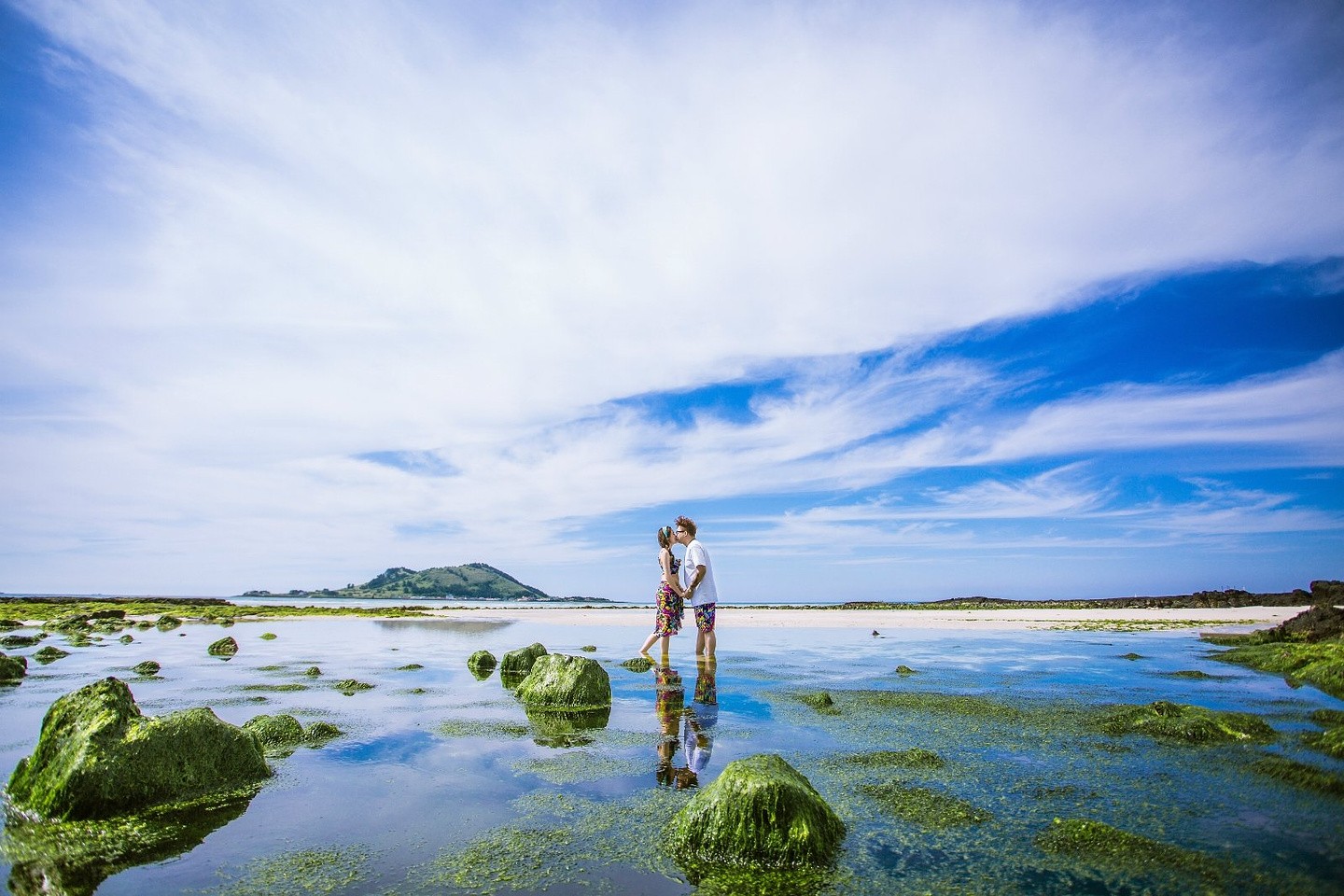 8月国内度蜜月去哪好 8月适合去哪度蜜月