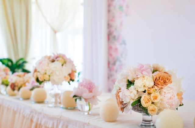 婚礼签到台需要多少人 婚礼签到台什么人适合