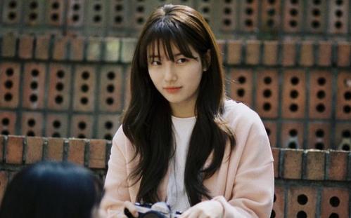 发女友照片配文字成熟 晒女朋友照片的短句子