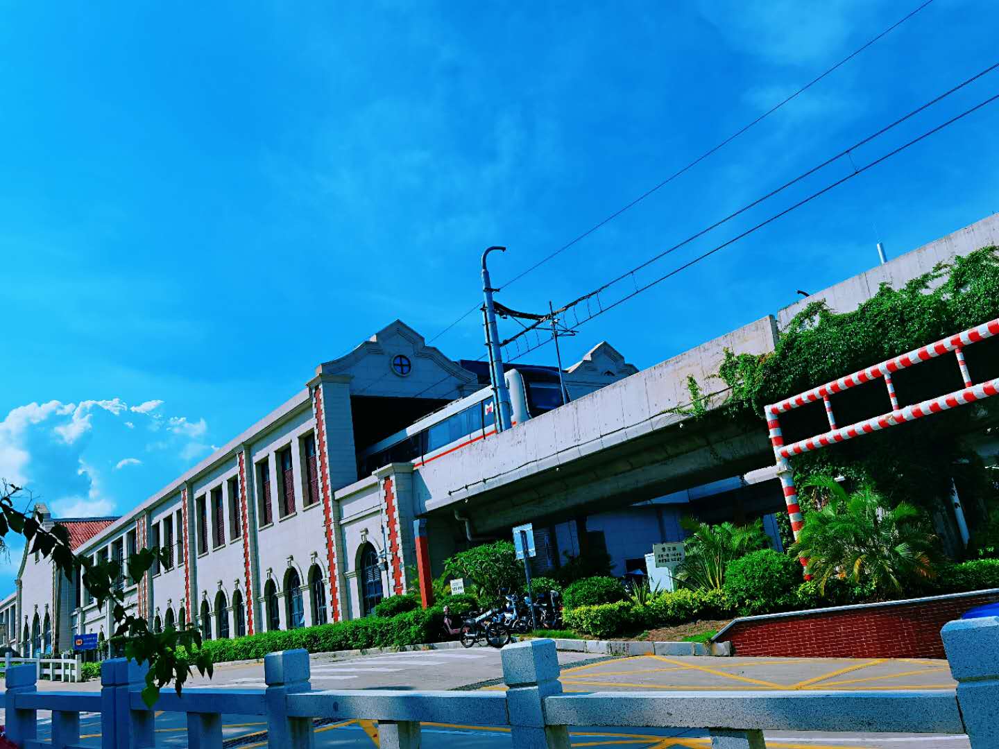 情侣旅游朋友圈配文字 情侣旅游发朋友圈文字