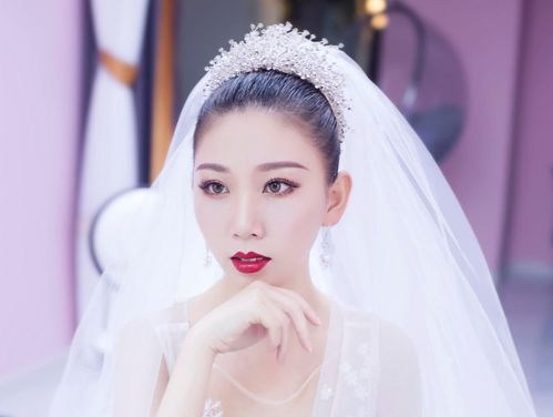 婚礼跟妆应该怎么去选择 婚礼跟妆的选择要点