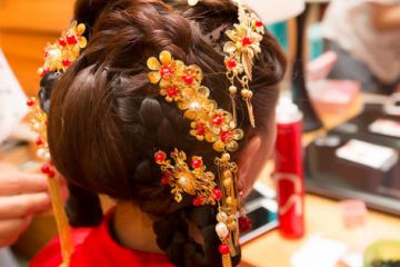 婚礼跟妆新娘不应该做这些 婚礼的时候可以对婚礼跟妆师这样做