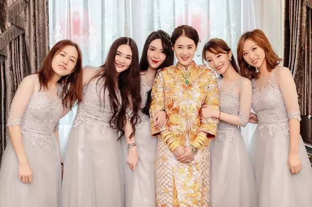 婚礼当天伴娘需要做什么 伴娘在婚礼现场需要做什么