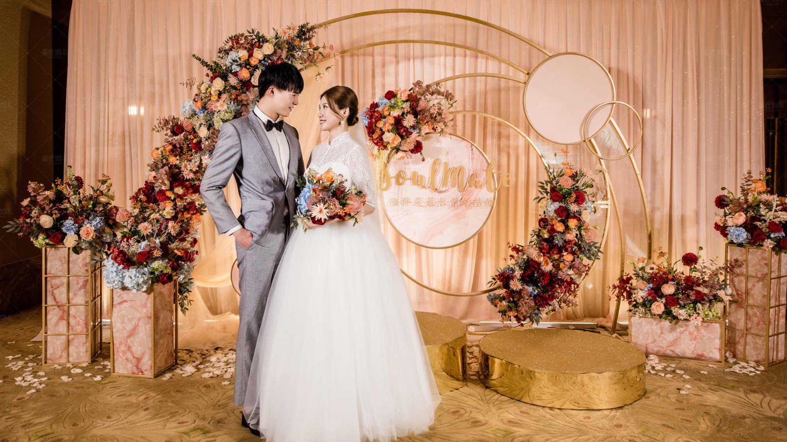 婚礼中需不需要婚礼跟拍 婚礼跟拍新郎新娘应该注意什么