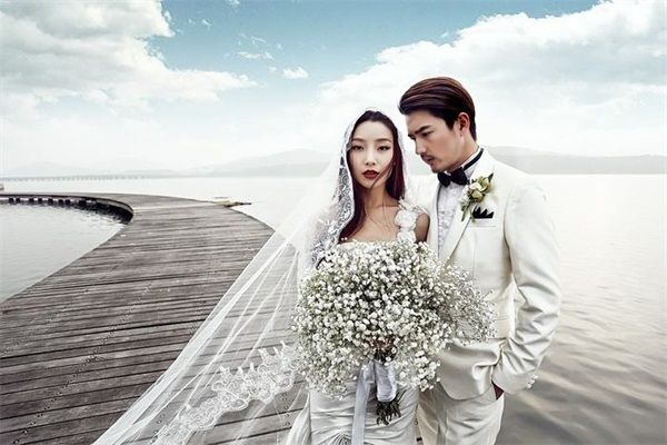 老同学结婚祝福语简短 恭喜老同学结婚的句子