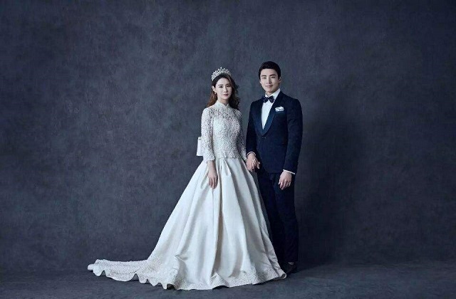 朋友圈发婚纱照配文字文艺 发婚纱照到朋友圈怎么配文字