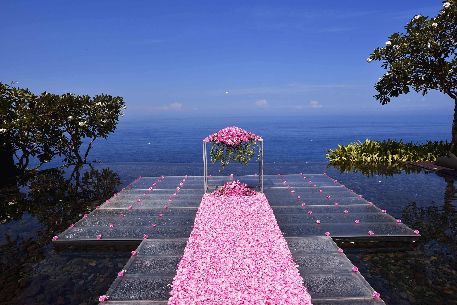 结婚纪念送什么礼物最难忘 爸妈结婚纪念送什么好