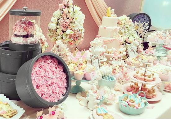 老母亲生日在餐桌上说什么祝福语 对象妈妈生日祝福语简短