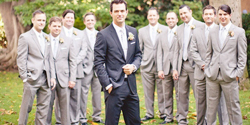 伴郎伴娘的衣服该怎么挑选 伴郎伴娘的衣服谁买