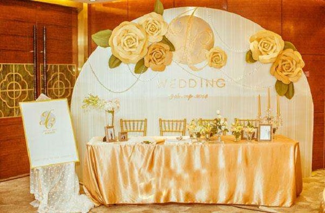 婚礼签到台准备哪些东西 婚礼签到用什么颜色的笔