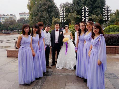 伴郎伴娘有什么互动 伴郎伴娘一定要牵手吗