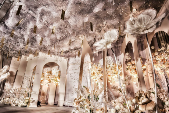 唐山地震后的婚礼现场 唐山地震后的婚礼现场布置