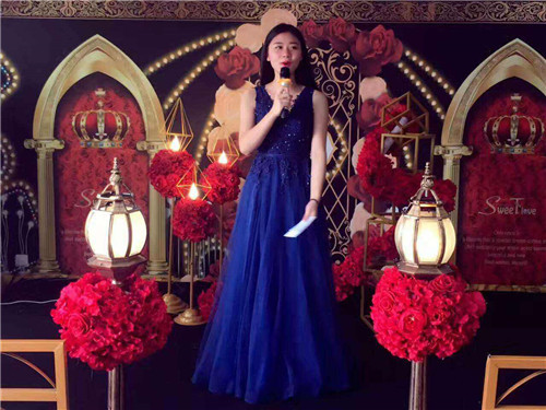 主持人婚礼主持稿的范文