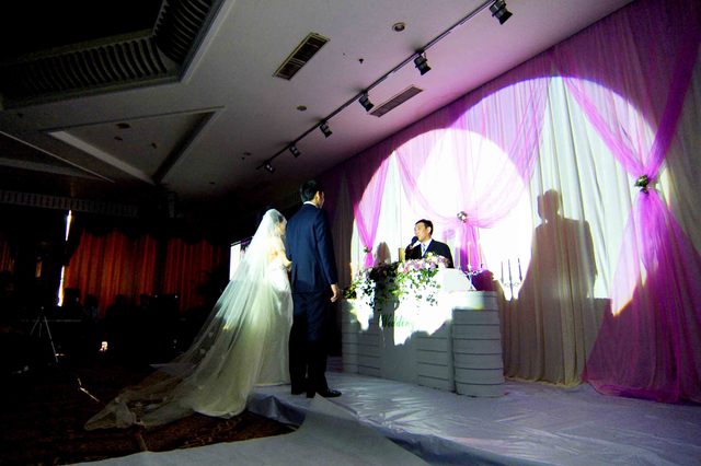 主持人的婚礼开场白怎样说