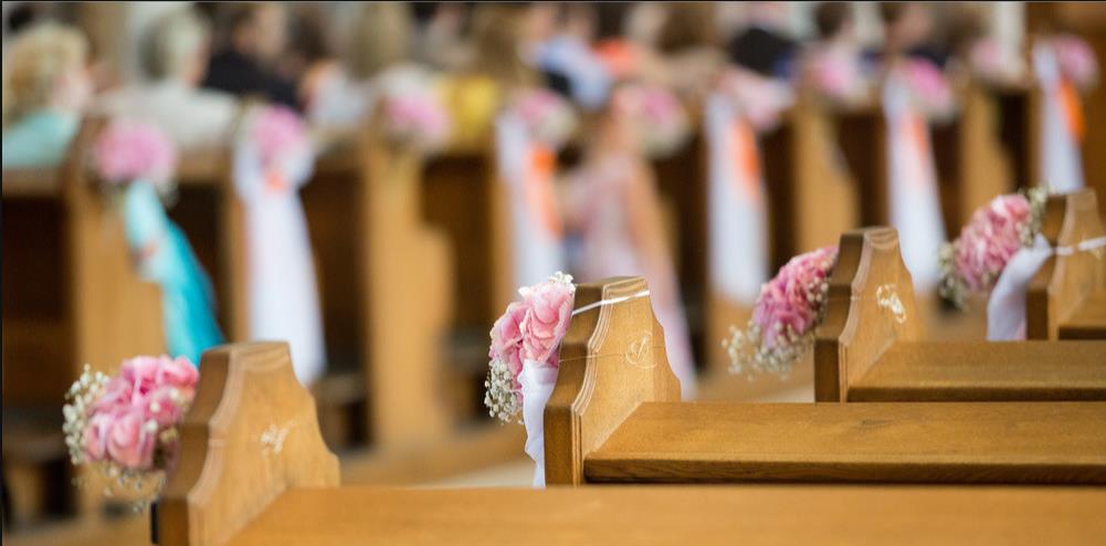 教堂婚礼现场布置 教堂婚礼现场布置技巧