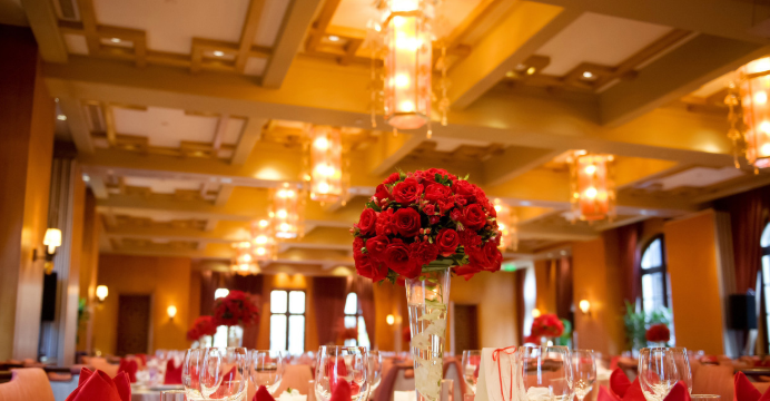 郑州在酒店举办宝宝宴多少钱 郑州宝宝宴酒店价格