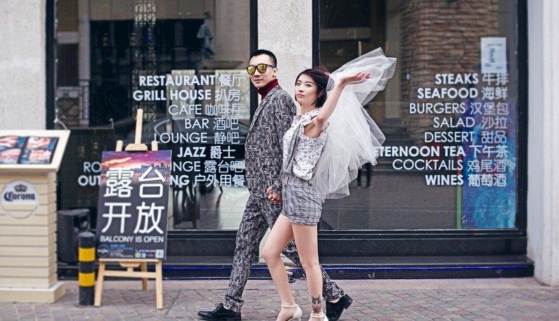 时尚婚纱摄影风格 反串婚纱摄影风格