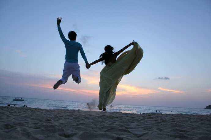 结婚50年纪念日送什么 金婚纪念日应该说什么祝福语