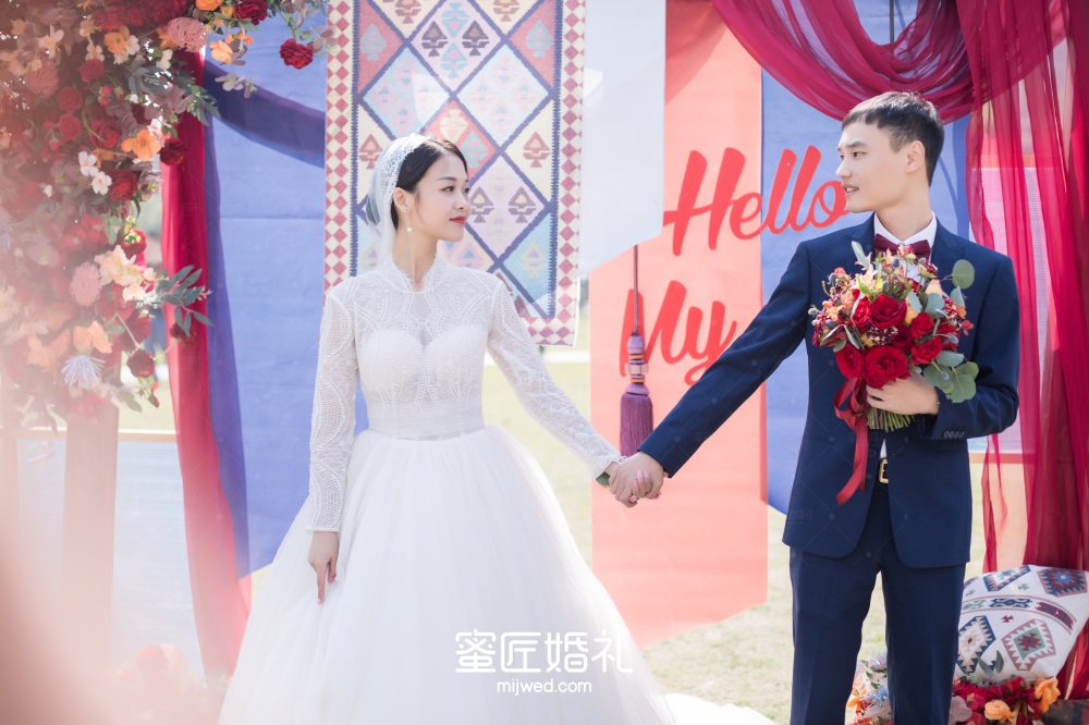 中式的婚礼现场布置具体物品,中式的婚礼现场布置具体物件